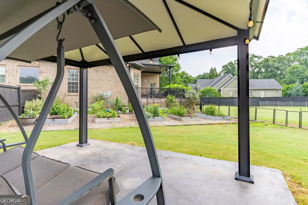 1070 Saint Albans PATH Watkinsville, GA 30677