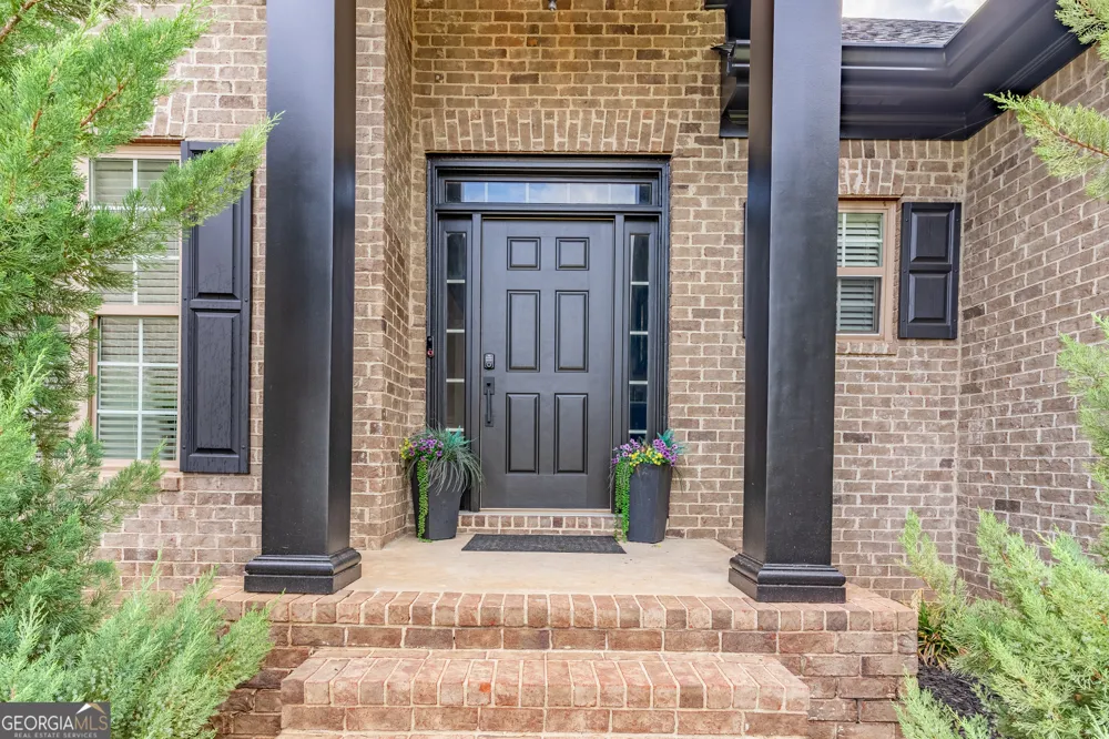 1070 Saint Albans PATH Watkinsville, GA 30677