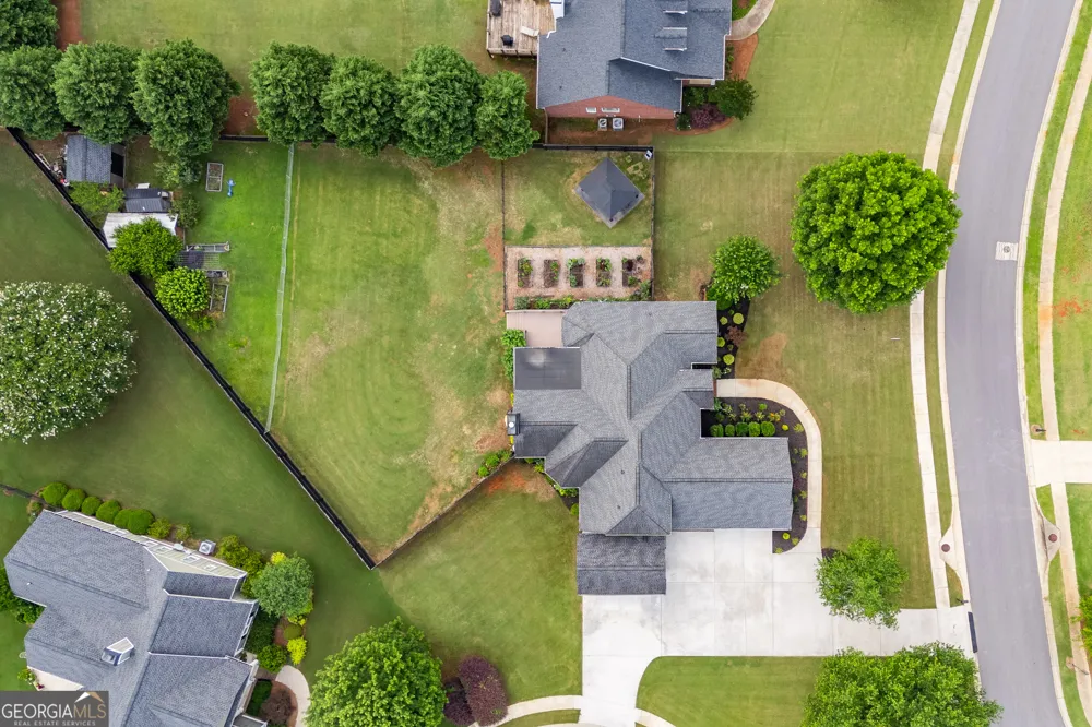 1070 Saint Albans PATH Watkinsville, GA 30677