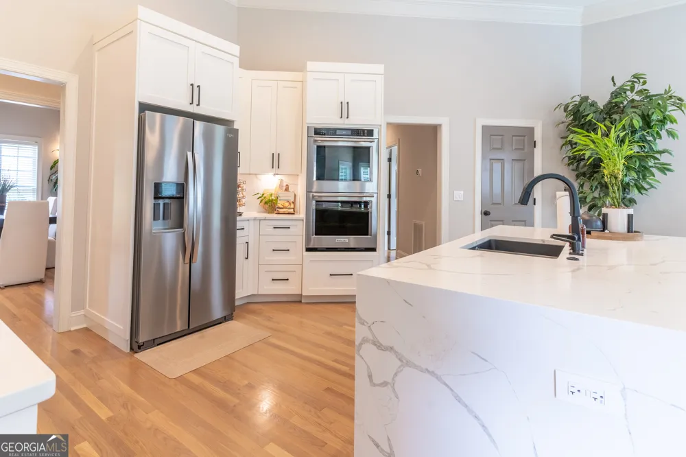 1070 Saint Albans PATH Watkinsville, GA 30677