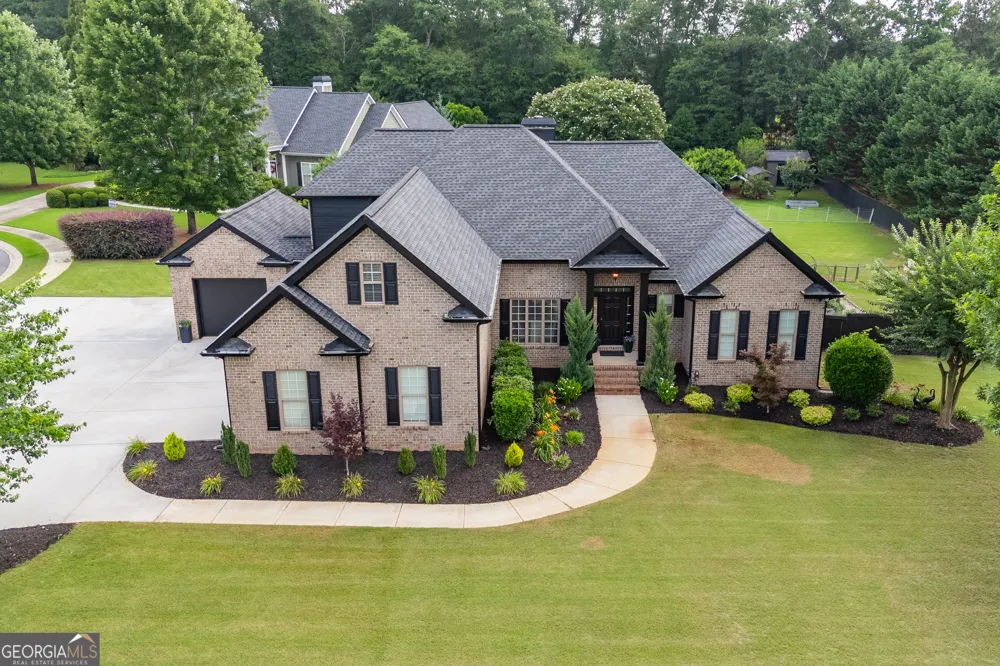 1070 Saint Albans PATH Watkinsville, GA 30677