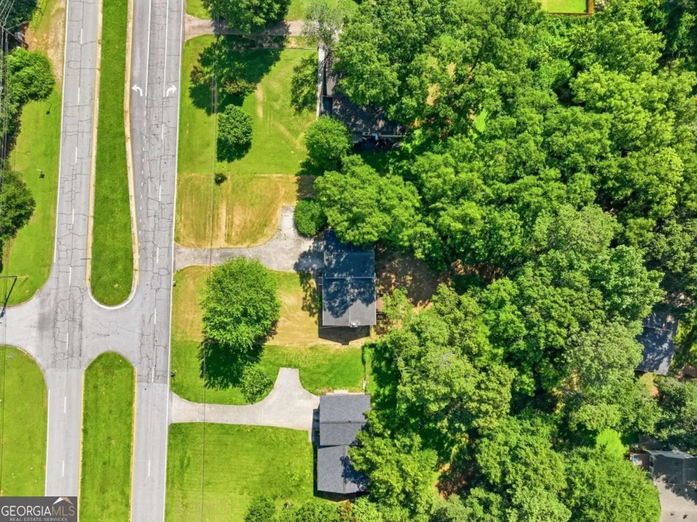 372 Plantation BLVD Lawrenceville, GA 30046