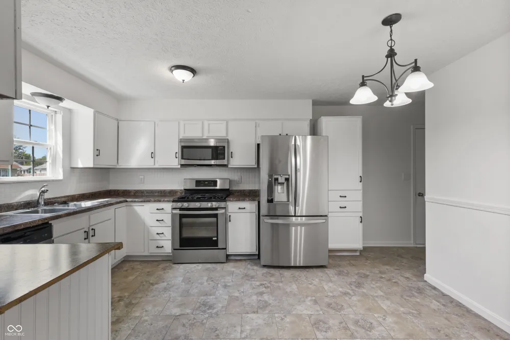 73 Queenswood Court Greencastle, IN 46135