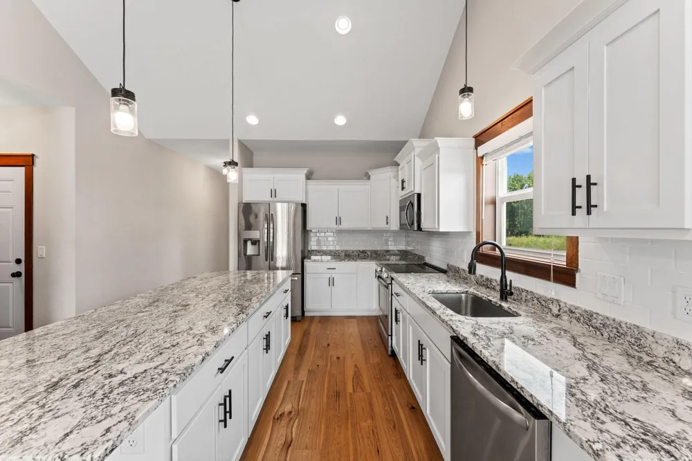 5832 178th Street W Lakeville, MN 55044