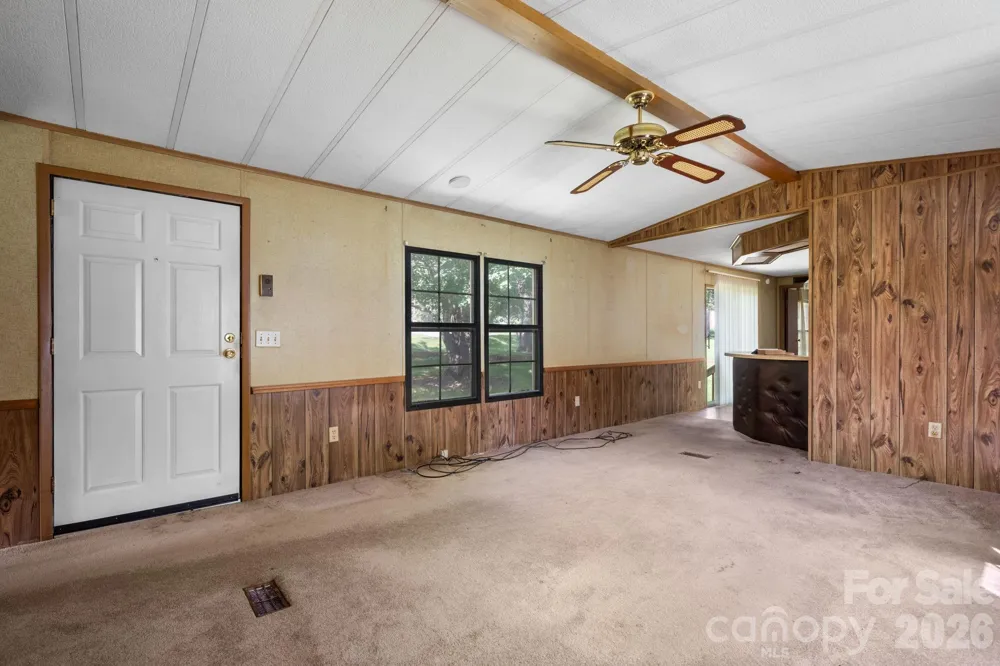 2660 Barrier Loop Morganton, NC 28655