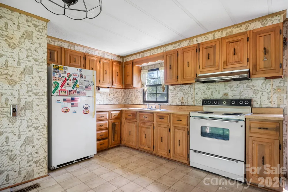 2660 Barrier Loop Morganton, NC 28655