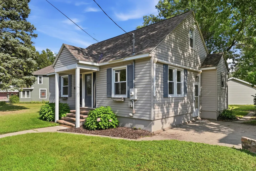 217 River Street Paynesville, MN 56362