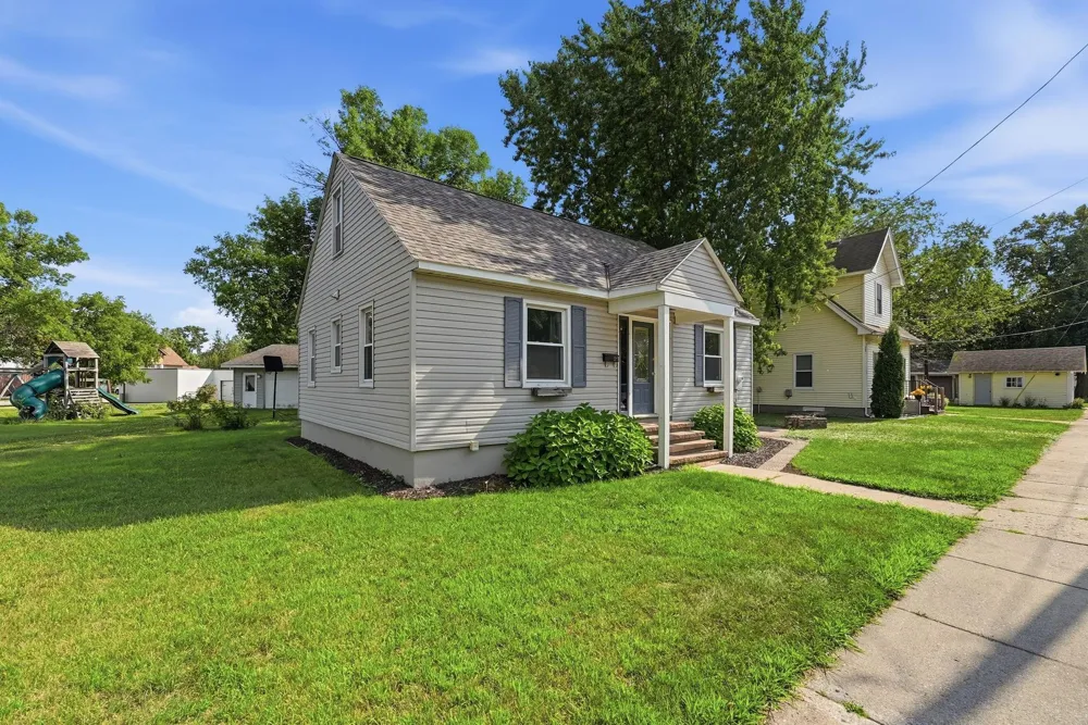 217 River Street Paynesville, MN 56362