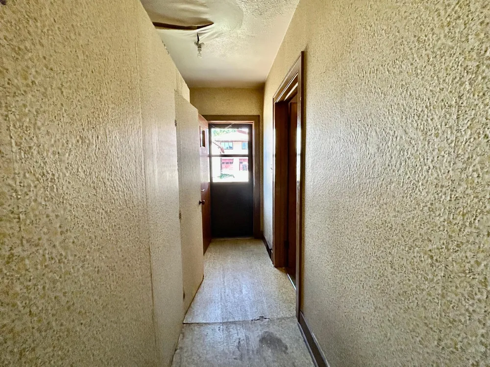 214 6th Street NW Valley City, ND 58072