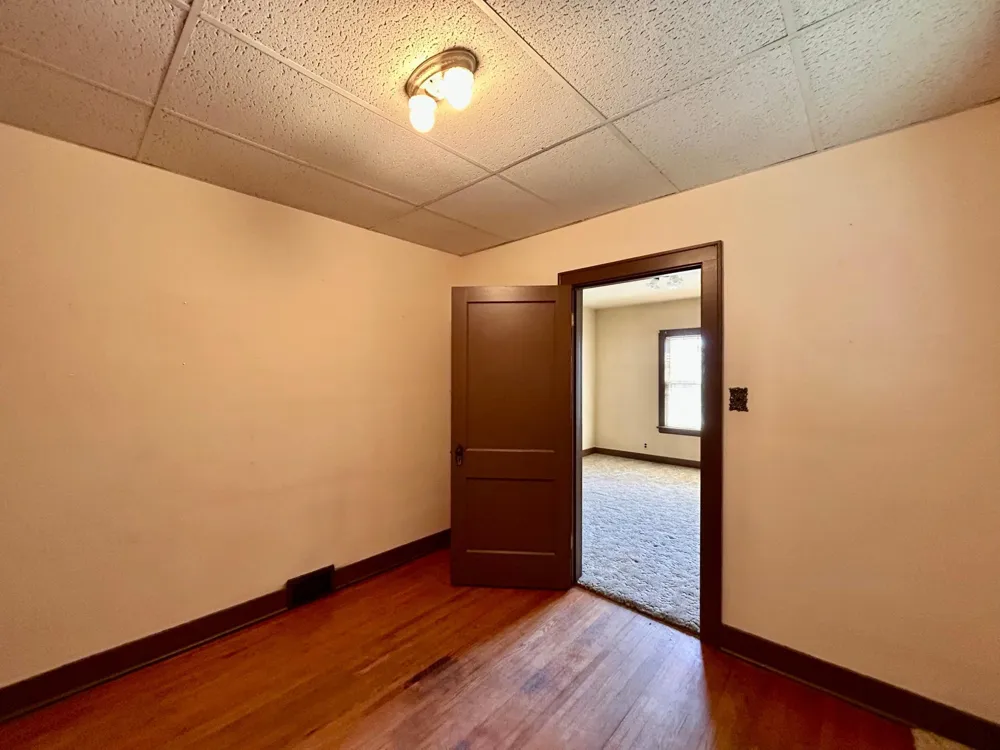 214 6th Street NW Valley City, ND 58072