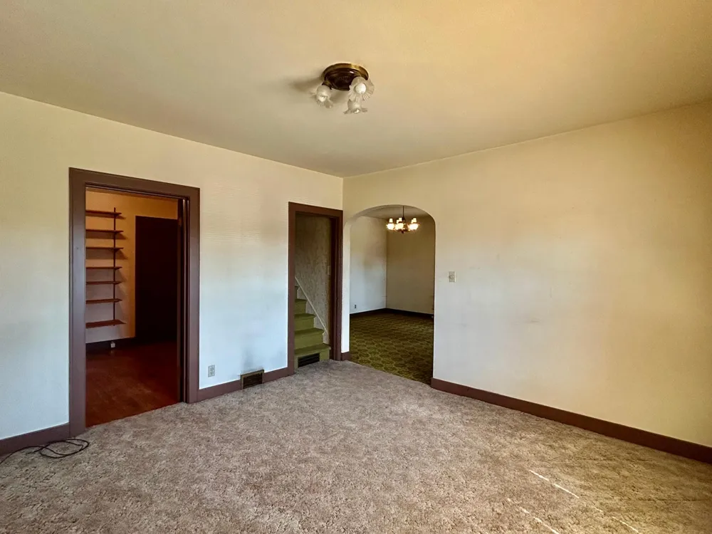 214 6th Street NW Valley City, ND 58072