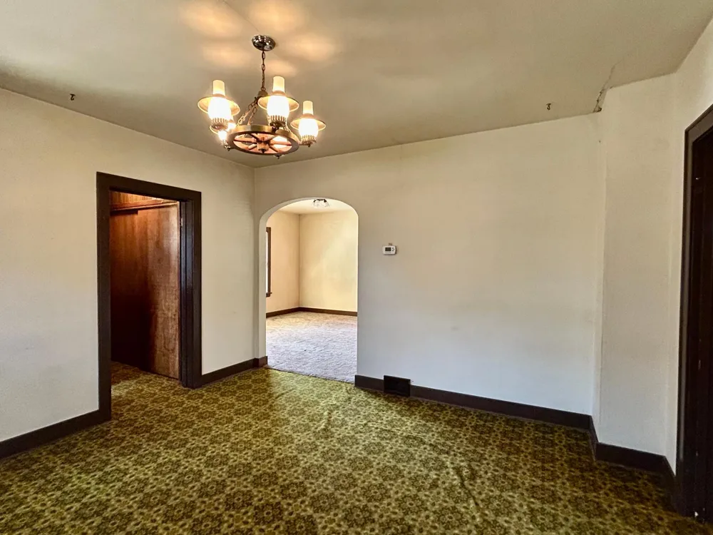 214 6th Street NW Valley City, ND 58072