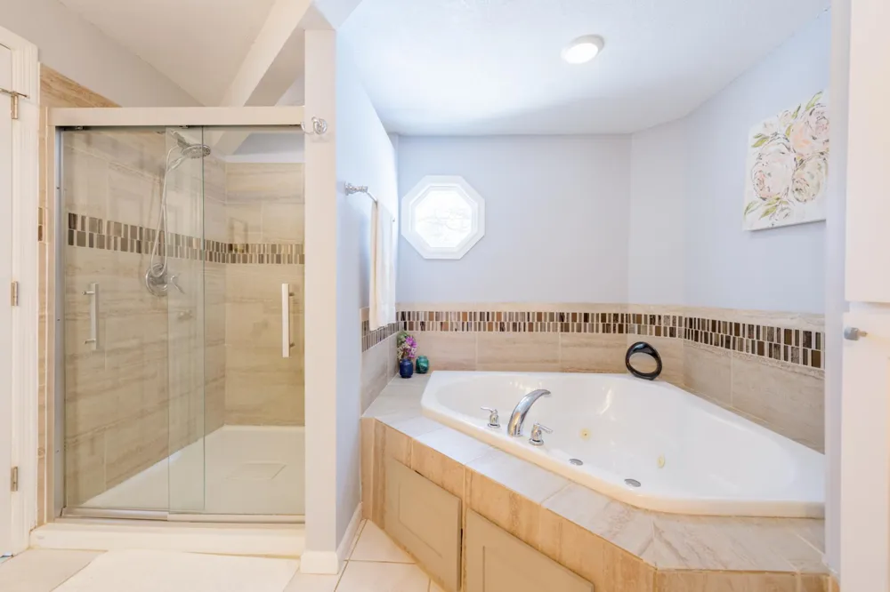 7008 River Road Inver Grove Heights, MN 55076