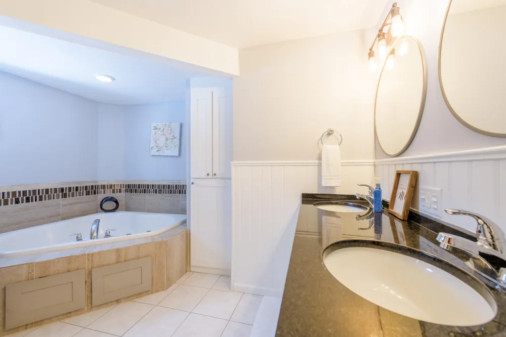 7008 River Road Inver Grove Heights, MN 55076