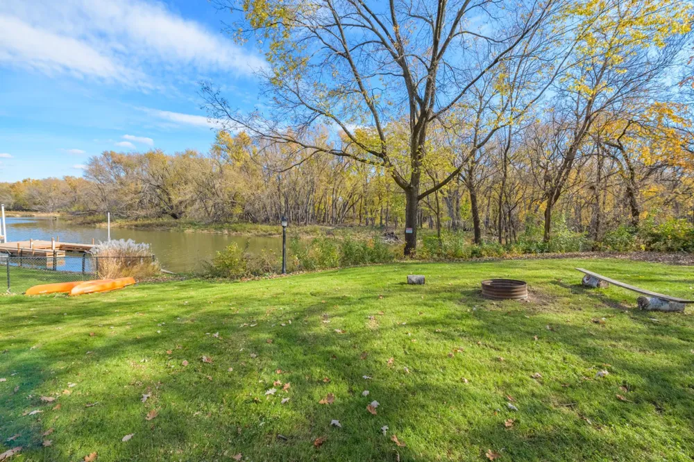 7008 River Road Inver Grove Heights, MN 55076