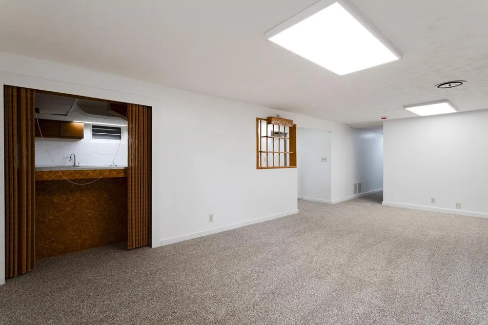 5725 Northport Drive Brooklyn Center, MN 55429