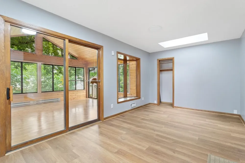 5725 Northport Drive Brooklyn Center, MN 55429