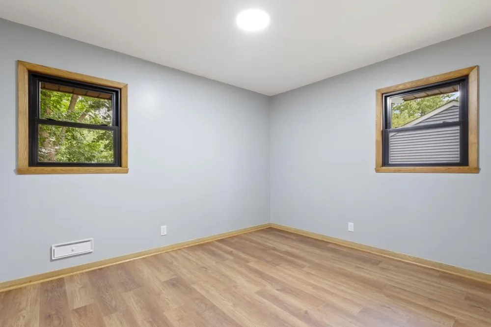 5725 Northport Drive Brooklyn Center, MN 55429