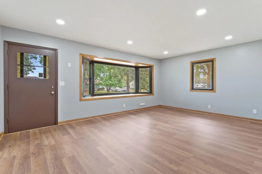 5725 Northport Drive Brooklyn Center, MN 55429