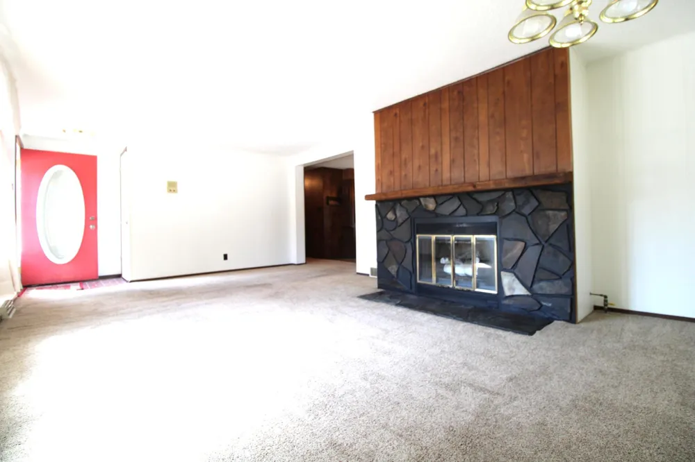 Address Not Shown Winona, MN 55987