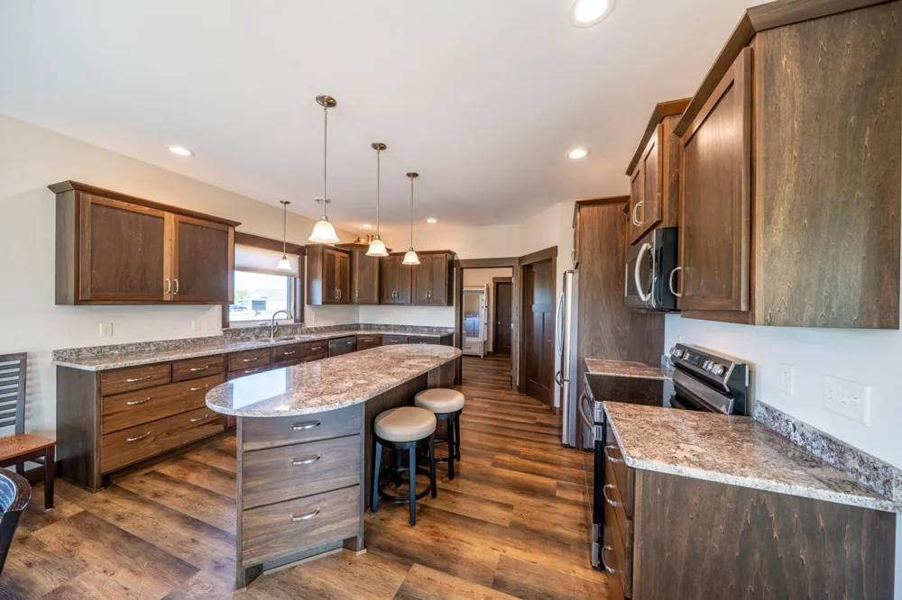 841 Lake Forest Circle Detroit Lakes, MN 56501