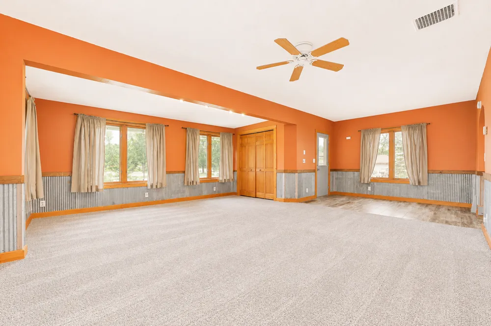 601 Summit Avenue NE Staples, MN 56479