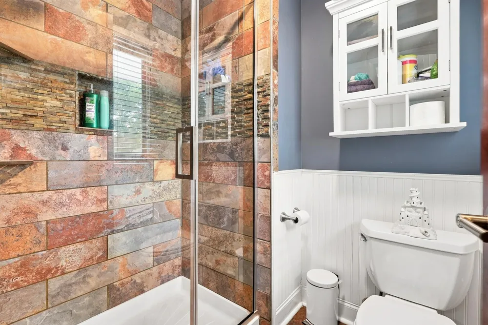2917 Sequoia Court Burnsville, MN 55337