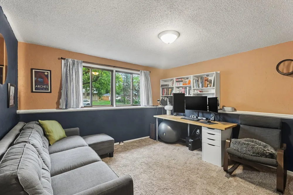 12350 Gladiola Street NW Coon Rapids, MN 55433