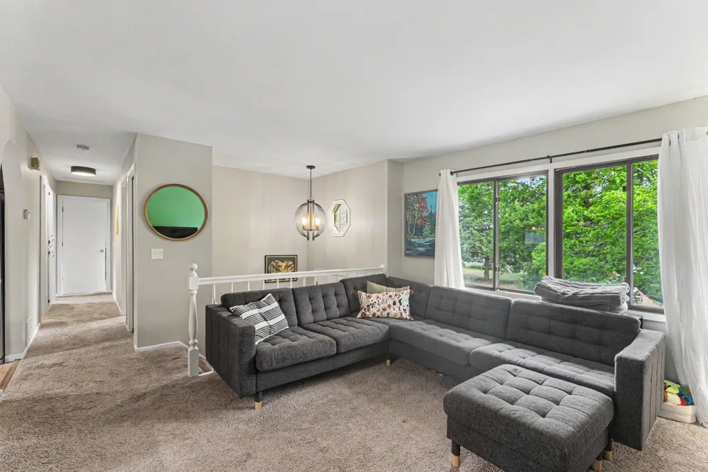12350 Gladiola Street NW Coon Rapids, MN 55433