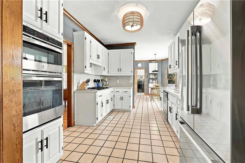 245 Pine Knott Road Fayetteville, GA 30214