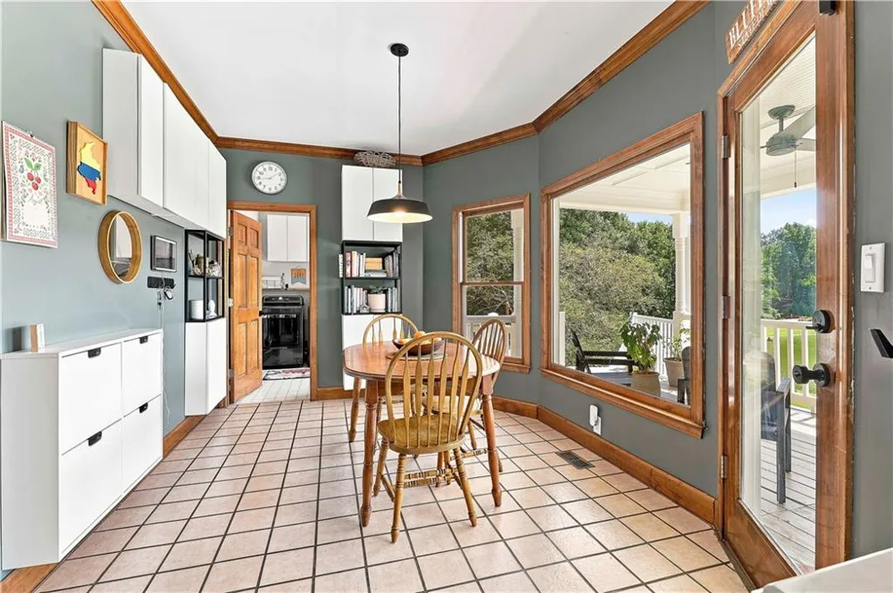 245 Pine Knott Road Fayetteville, GA 30214
