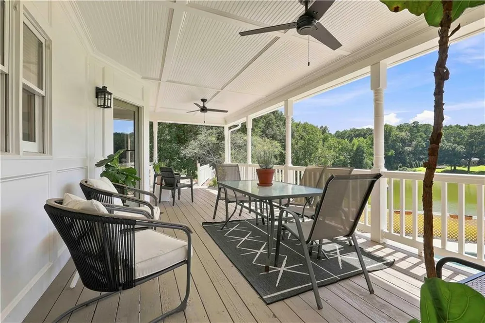 245 Pine Knott Road Fayetteville, GA 30214