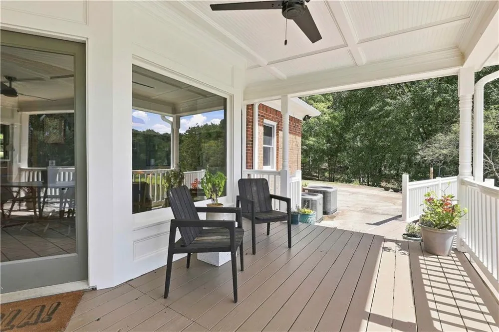 245 Pine Knott Road Fayetteville, GA 30214