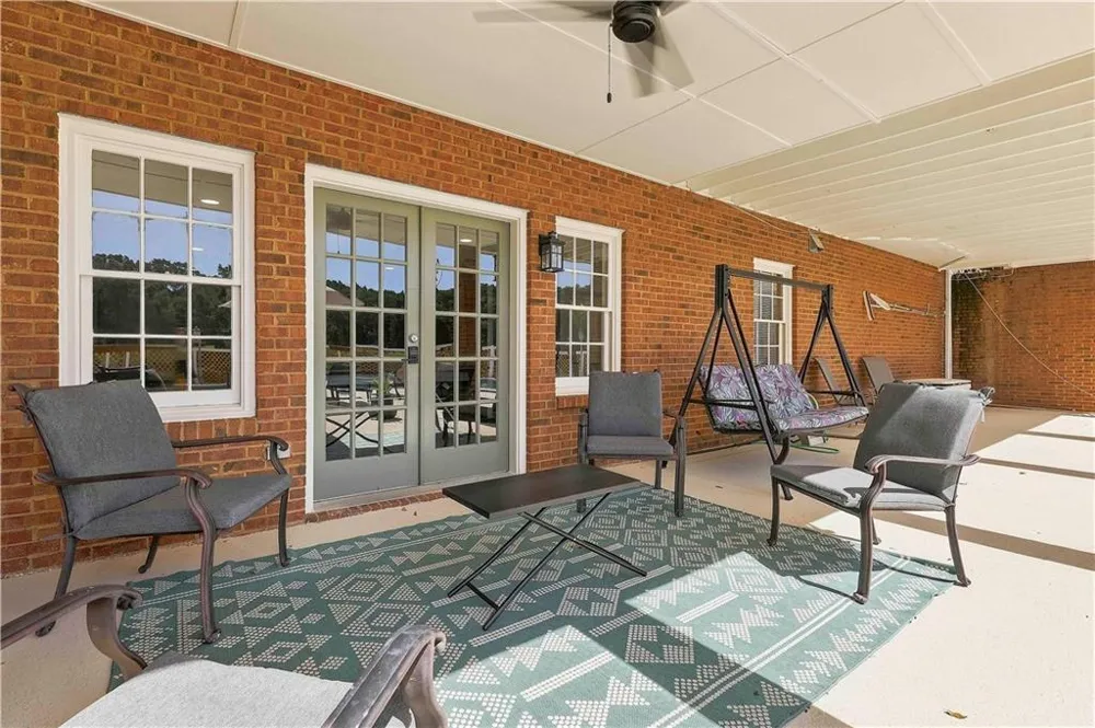 245 Pine Knott Road Fayetteville, GA 30214