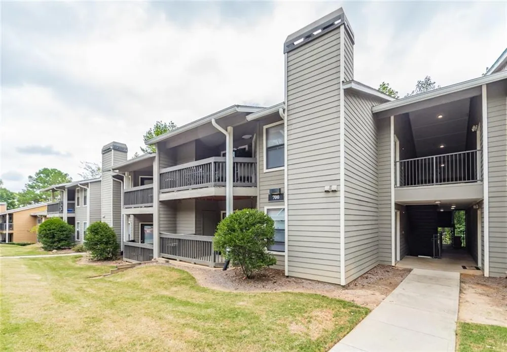 8085 Adair Lane #5505 Sandy Springs, GA 30350