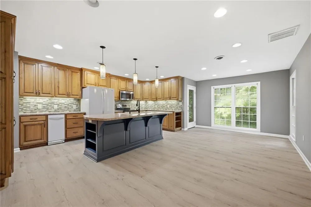 571 Frontier Circle Summerville, GA 30747