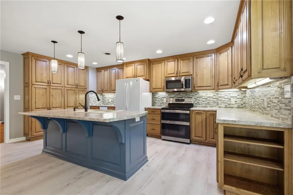571 Frontier Circle Summerville, GA 30747