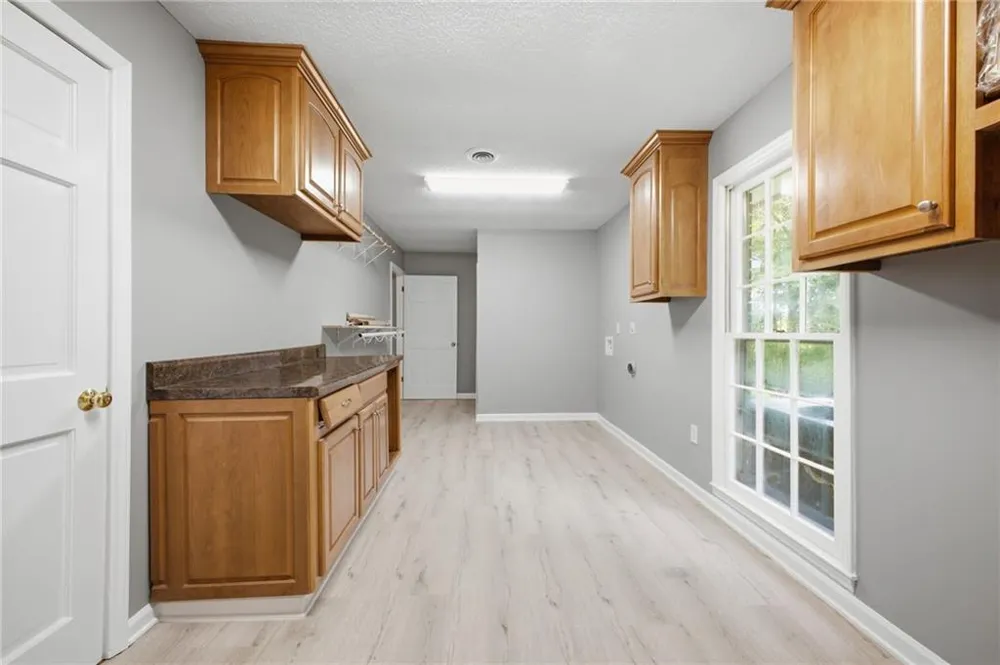 571 Frontier Circle Summerville, GA 30747