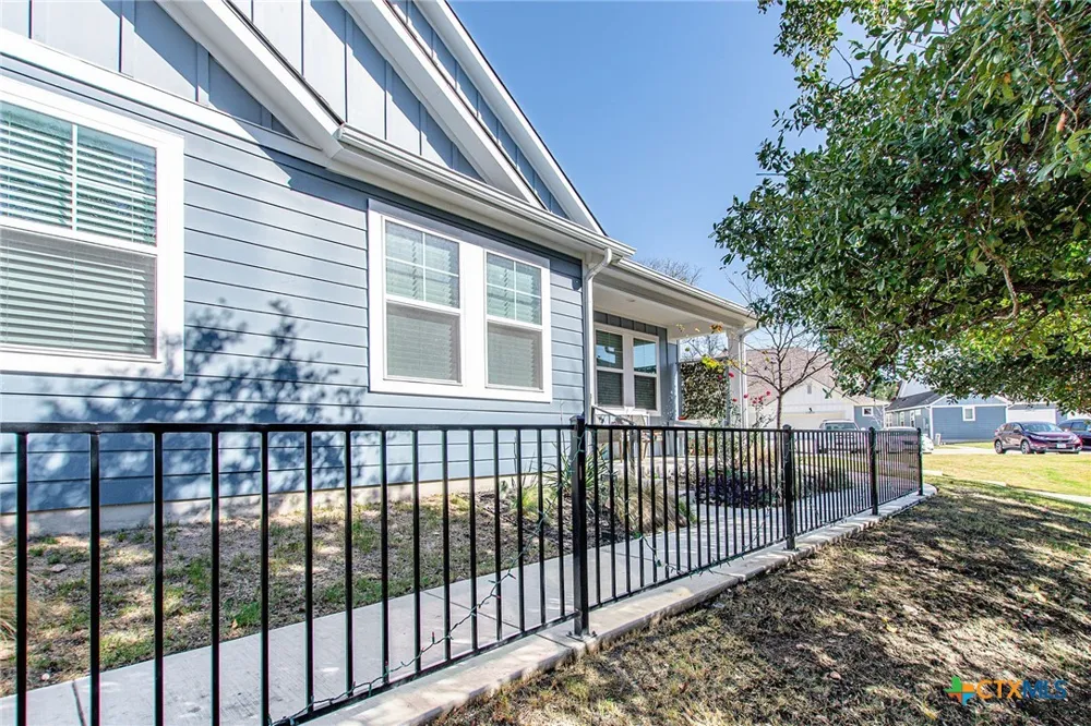 121 Lafitte Drive #101 San Marcos, TX 78666
