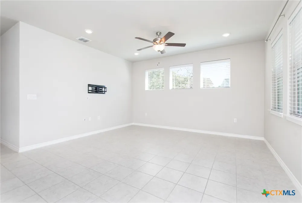 121 Lafitte Drive #101 San Marcos, TX 78666