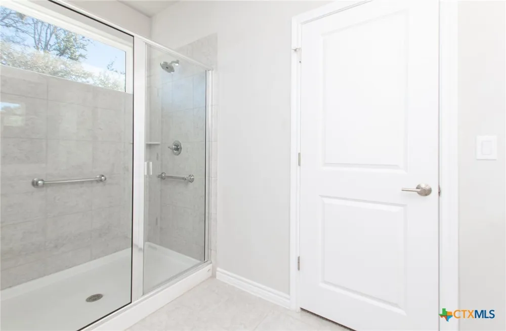 121 Lafitte Drive #101 San Marcos, TX 78666