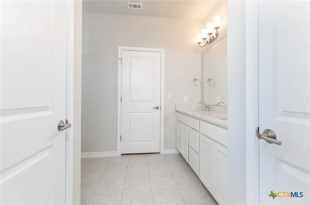 121 Lafitte Drive #101 San Marcos, TX 78666