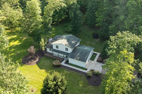 2198 Trillium Lane NW