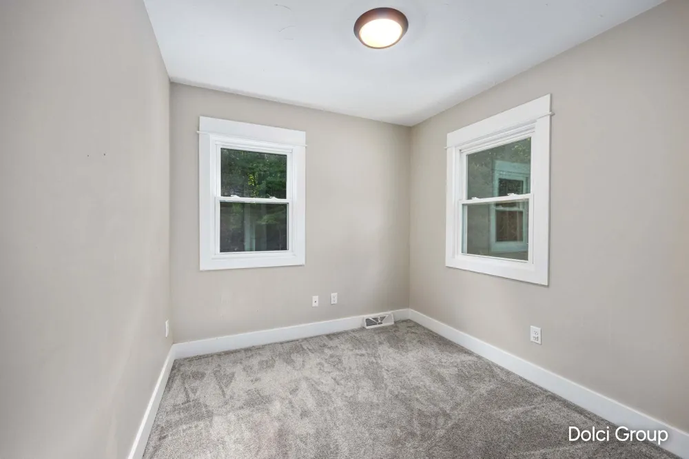 2198 Trillium Lane NW Grand Rapids, MI 49534