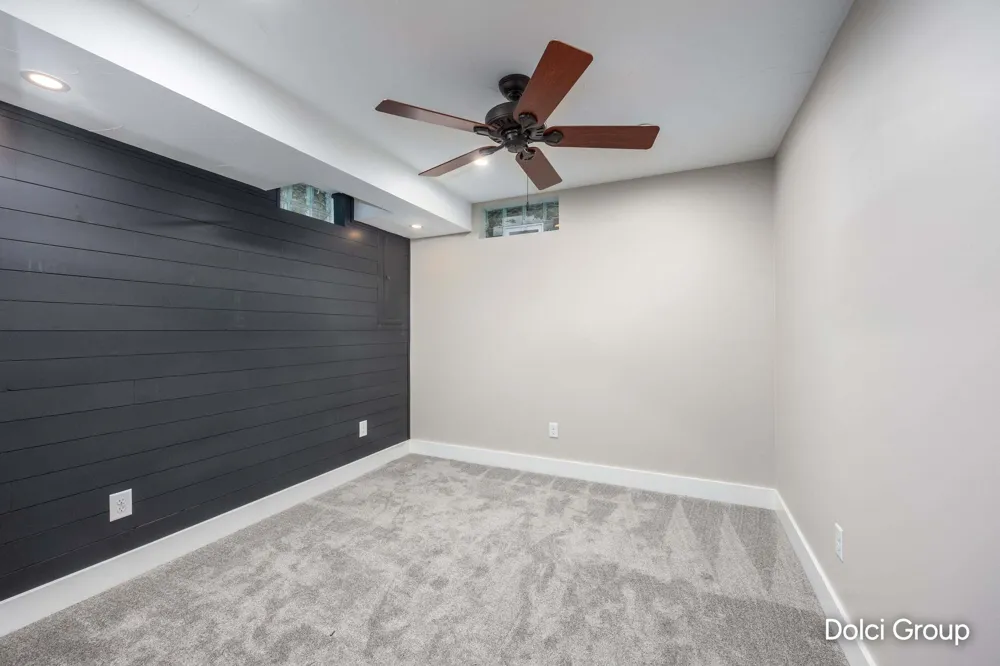 2198 Trillium Lane NW Grand Rapids, MI 49534