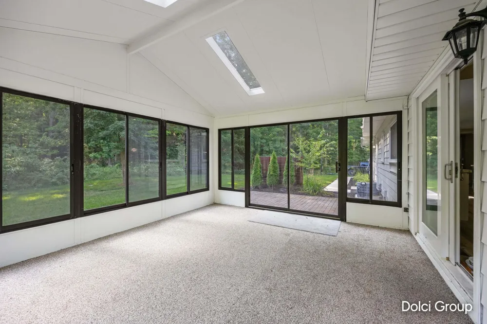 2198 Trillium Lane NW Grand Rapids, MI 49534