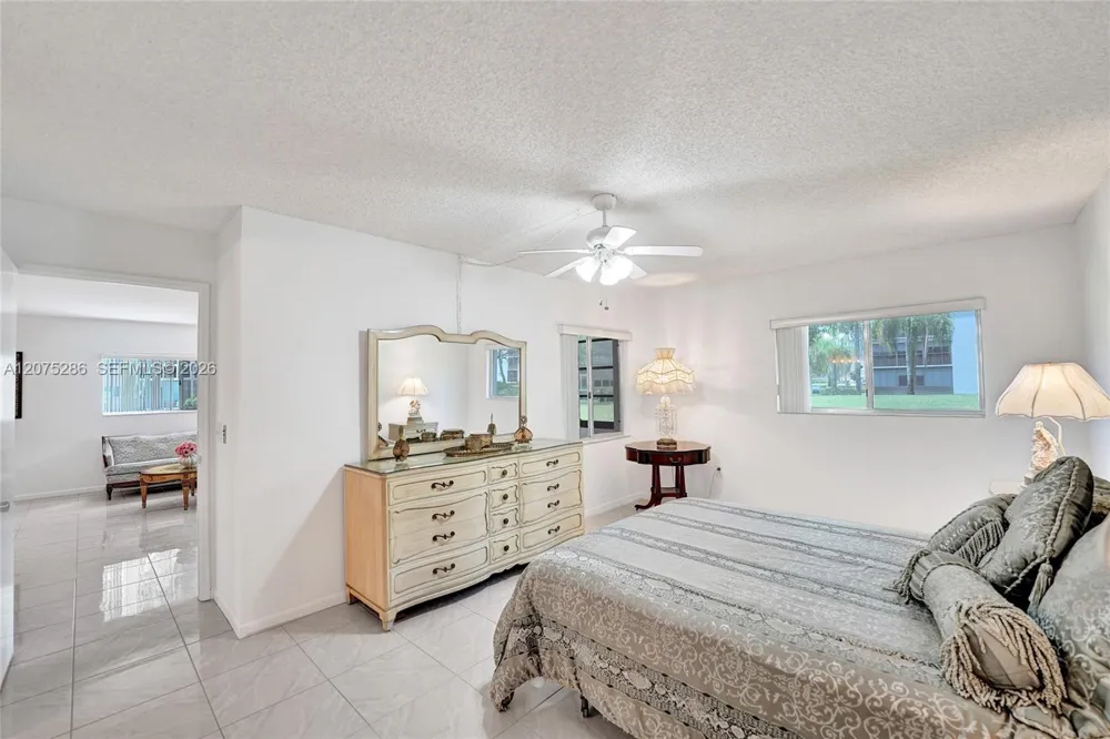800 SW 137th Ave #101G Pembroke Pines, FL 33027