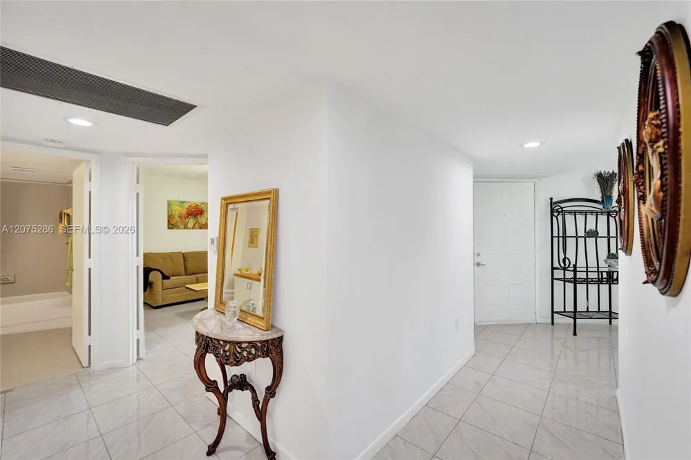 800 SW 137th Ave #101G Pembroke Pines, FL 33027