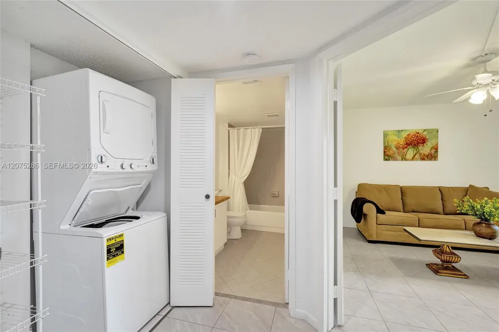 800 SW 137th Ave #101G Pembroke Pines, FL 33027