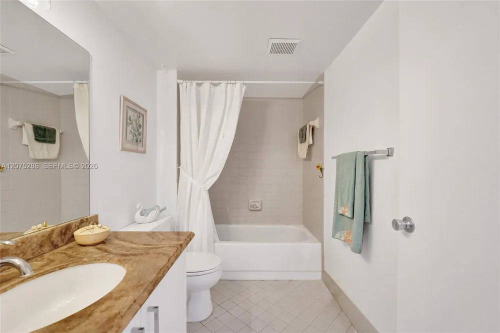 800 SW 137th Ave #101G Pembroke Pines, FL 33027
